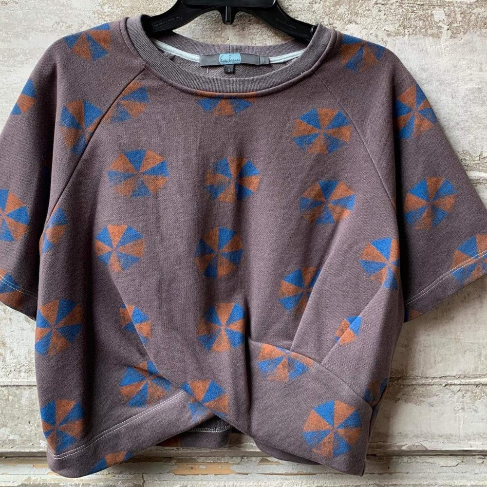 Eva Franco Anthropologie Beach Ball Pullover Sweatshirt Top Gray